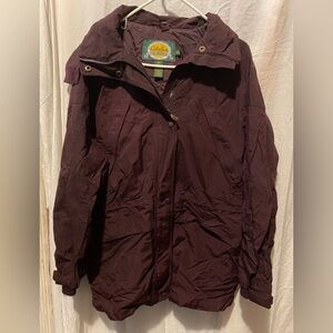 Women medium cabelas rain coat